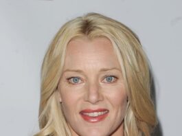 Angela Featherstone